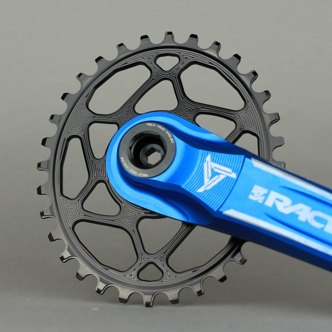 absoluteblack OVAL cinch traction chainring, narrow wide direct mount for Race Face absoluteblack OVAL cinch traction chainring, narrow wide direct mount for Race Face